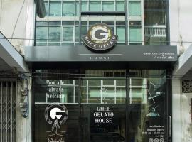 GHEE GELATO HOUSE, B&B i Bangkok