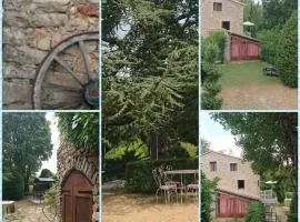 LE PAILLET ROUGE