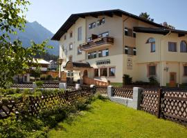 Alpenhotel Ernberg, hotell sihtkohas Reutte