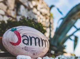 Jamm - Apartments with hot tub, hotel em Massa Lubrense