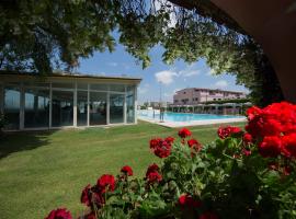 Mancini Park Hotel, hotel em Mostacciano