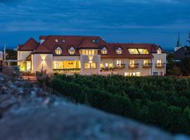 Hotel Turmhof, four-star hotel in Gumpoldskirchen