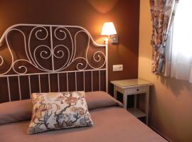 Hospederia Los Pinos, bed and breakfast en Llanes