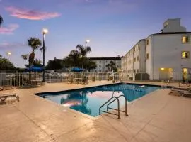 Motel 6-Orlando, FL - International Dr