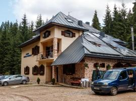 Pension Cabana Cetatile Ponorului, hotel with parking in Padis