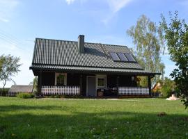 Merkiokrantas Pirkia kaime, hotel with parking in Puvočiai