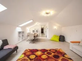 Lovely City Center Apartment