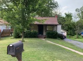 Stay On State - 15 Min to Harrisburg, 30 Min to Carlisle 2BR tastefully decorated