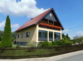 Ferienwohnung Lehnert, cheap hotel in Radeberg