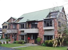 Woodlands Motels And Apartments, hotell i Dunedin