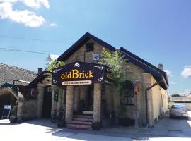 OldBrick PUB, inn in Sombor