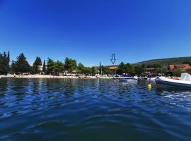 10 najlepších hotelov na pláži v destinácii Obrovac, Chorvátsko |  Booking.com