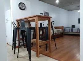 Depto calle 20 y 37 - monoambiente, muy bonito y luminoso!
