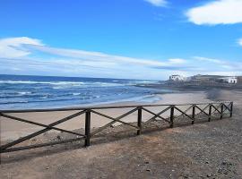 Cozy House 5 min from the Historic Center of Galdar, hotel in Gáldar