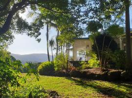 Valleydale cottage, hotel near Minyon Falls Lookout, Goonengerry