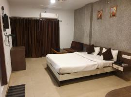 Hotel Mittal Avenue & Paradise, hotell i Ujjain