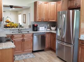 Little Ridge Ranch-East House Quiet Country Getaway-Pet Friendly!, hotel v destinaci Williston