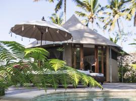 Sandat Glamping Tents, hotell Ubudis