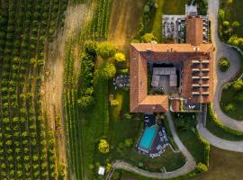 Relais Villa D'Amelia, hotel per famiglie a Benevello