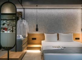 King's Blue, Urban Suites, hotel v destinaci Heráklion