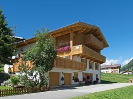 Pension Widderstein, hotell i Lech am Arlberg