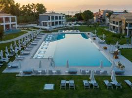 Acharavi Beach Hotel, παραλιακό ξενοδοχείο στην Αχαράβη