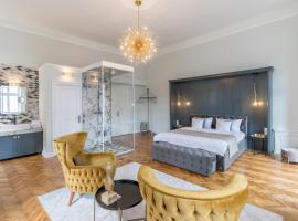 Mid City Apartments，克盧日納波卡的飯店