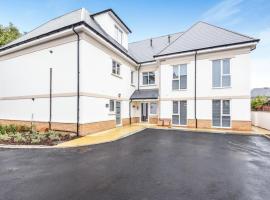 Magna House, apartamento em Egham