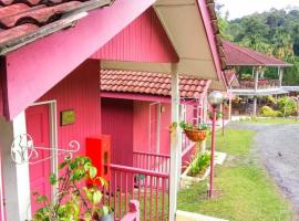 Serene Resort & Training Centre, hotel v mestu Bukit Tinggi