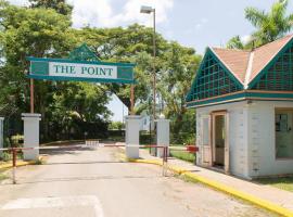 The Point, appartement à Orange Bay