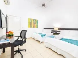 Seis Playas Hotel
