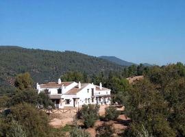 Casas Rurales La Loma Del Carrascal, casa per le vacanze a Hornos