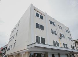 RedDoorz Plus near Ferry Terminal Batam Center, готель у місті Батам-Сентер