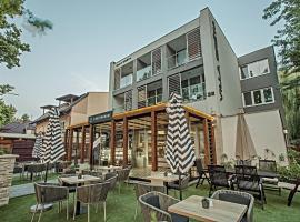 Villa Gr&eacute;ta, romantični hotel u Siofoku