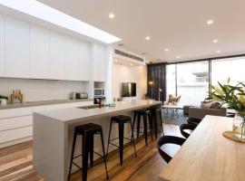 Lola Three Levels of Style with Rooftop Terrace, nakvynės su pusryčiais namai Melburne