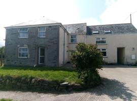 Sycamore Farm, hotel with parking in Launceston