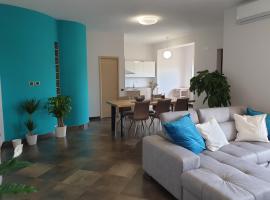 VILLA VESUVIUS LUXURY APARTMENTS, hotel a Boscoreale