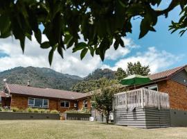 The Nunnery, hotel di Te Aroha