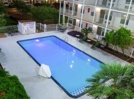 Studio 6-San Antonio, TX - Lackland AFB, hotel near Lackland Air Force Base/Kelly Field Annex - SKF, San Antonio