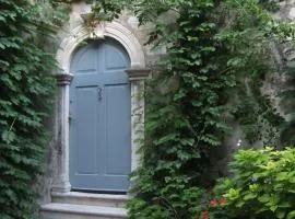 Giunio house, Old town centre
