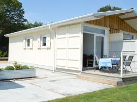 Lake Lodges, villa in Chichester