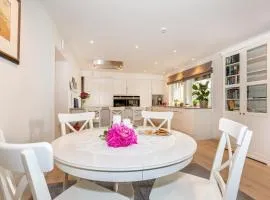 Modern Apartment with panorama wiew