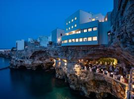 Hotel Grotta Palazzese, hotel 5 estrelas em Polignano a Mare