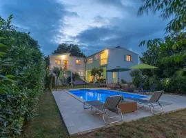 Holiday home Paradise