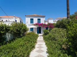The Palm Tree House!!, villa sihtkohas Spetses