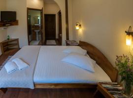 Туркомплекс Едельвейс, Hotel in Sil'