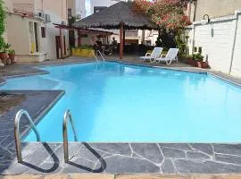 산타 크루즈 드 라 시에라에 위치한 호텔 La Siesta Hotel