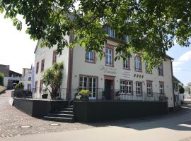 Gästehaus Sektstuuf St. Laurentius, hotel a Leiwen