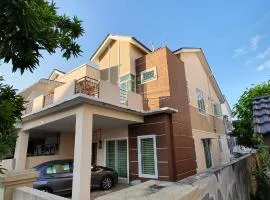 Zulfa Homestay