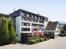Hotel Weisses Kreuz, hotel em Feldkirch